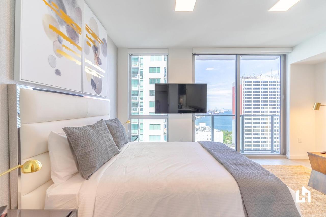 Downtown Miami Condos By Lua Host ภายนอก รูปภาพ